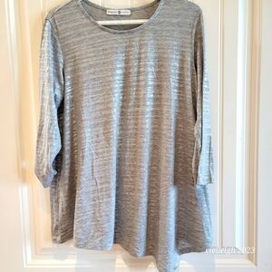 💥4 for $25💥 Avon Signature Collection Asymmetrical top